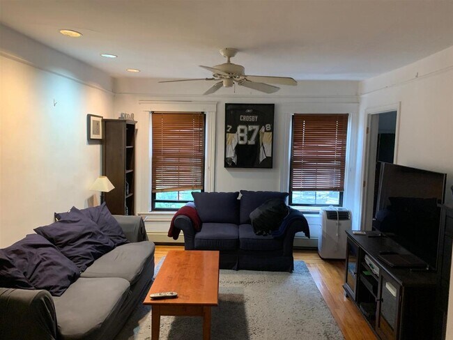 Foto del edificio - 339 Bloomfield St
