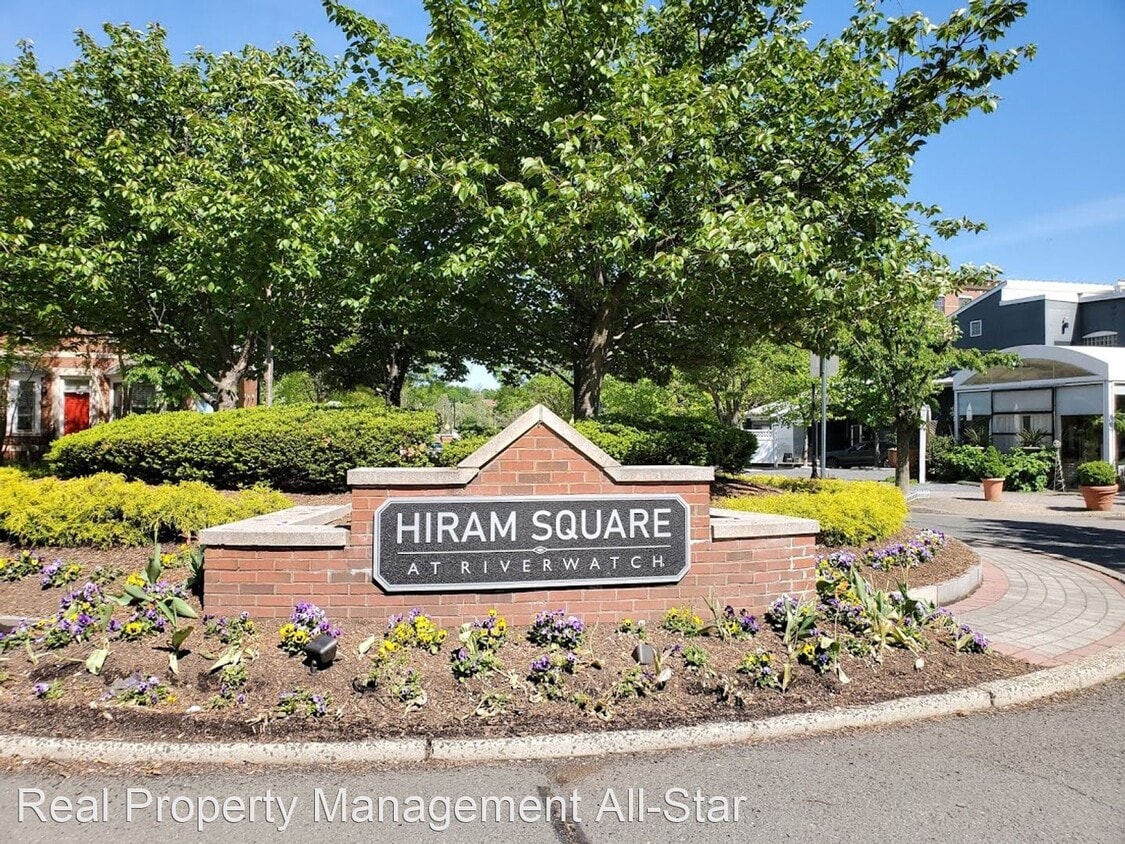 Primary Photo - 2 br, 2.5 bath House - 20 Hiram Square