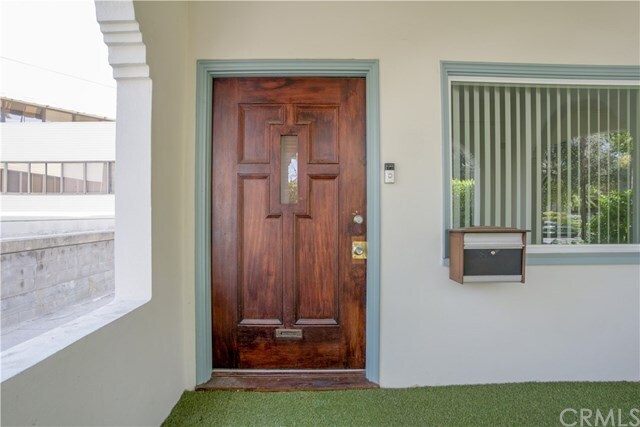 Foto del edificio - 88 N Catalina Ave