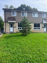 Building Photo - 273 Denne Crescent