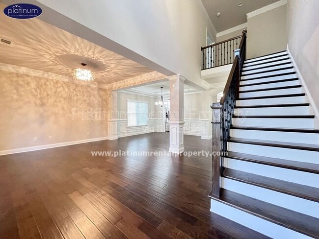 Building Photo - 1662 Fairview Dr