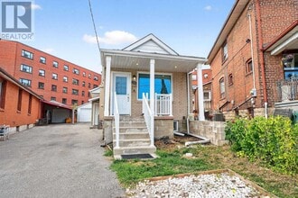 Building Photo - 116 Branstone Rd