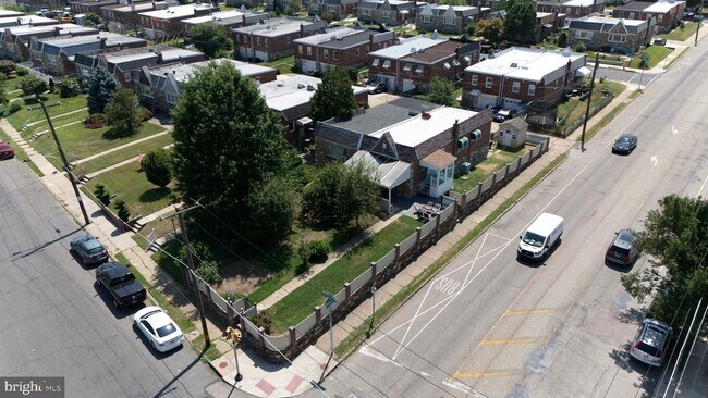 Foto del edificio - 1600 Fox Chase Rd