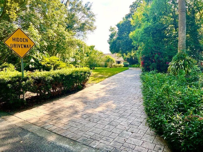 Foto del edificio - 5610 W Lake Butler Rd