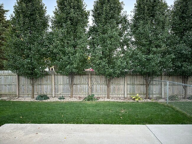 Foto del edificio - 1621 Southridge Dr