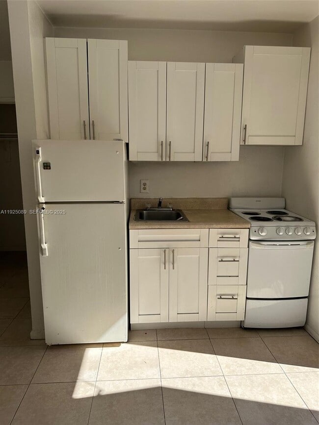 Foto del edificio - 16190 NE 19th Pl