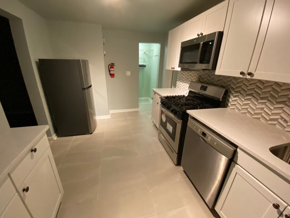 429 Park Ave Unit 1, Scotch Plains, NJ 07076 Apartments in Scotch