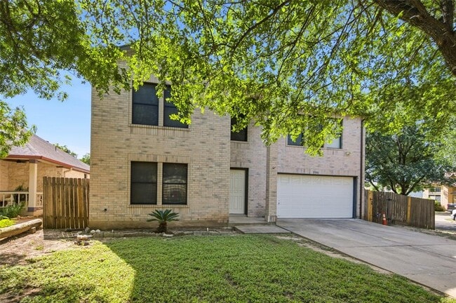 Building Photo - 7900 Rosenberry Dr