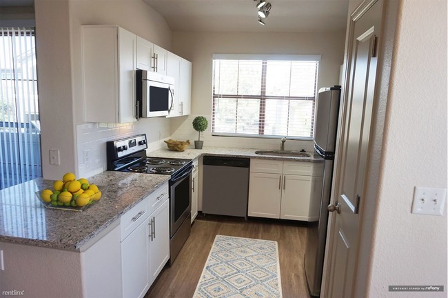 Foto del edificio - 9602 Teal Ridge Ct