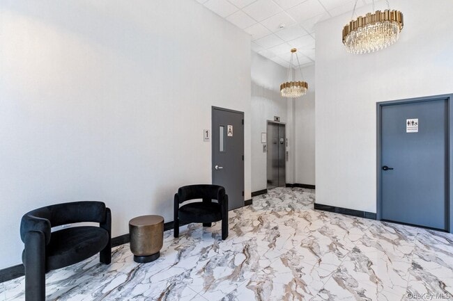 Building Photo - 37-18 Broadway