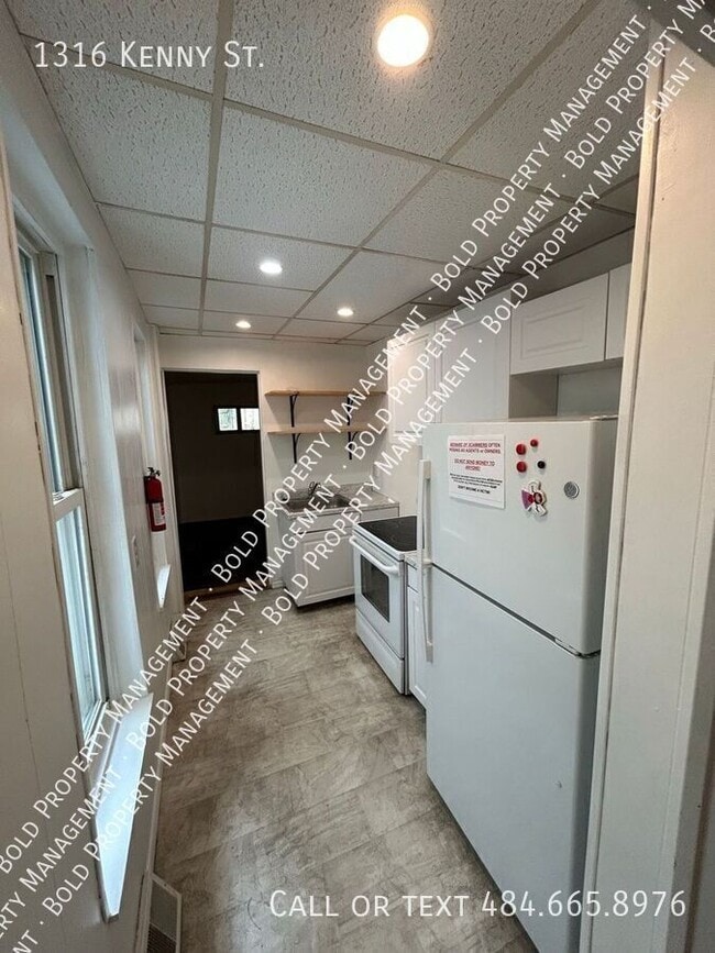 Foto del edificio - 1316 Kenny St