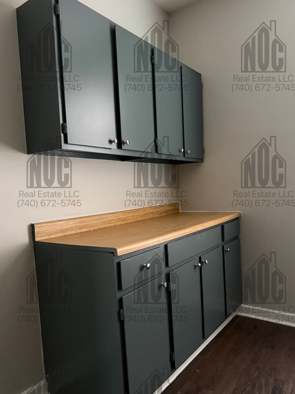 Foto del edificio - 160 160 1/2 Lake St. - 160