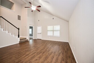 Building Photo - 13918 Nicolet Arbor Ln