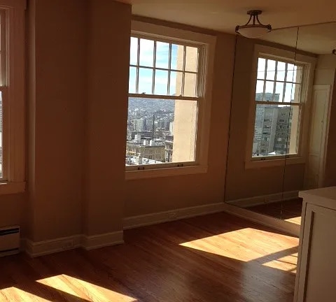 Building Photo - "Charming 1-Bedroom Oasis in the Heart of San Francisco – Spacious 849 Sq Ft!"