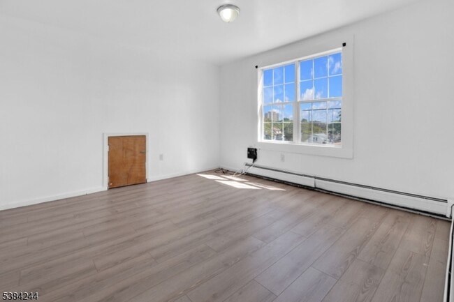 Building Photo - 47 Parkview Terrace