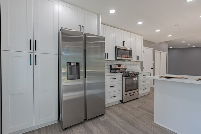 Building Photo - 14025 Whirlaway Ct