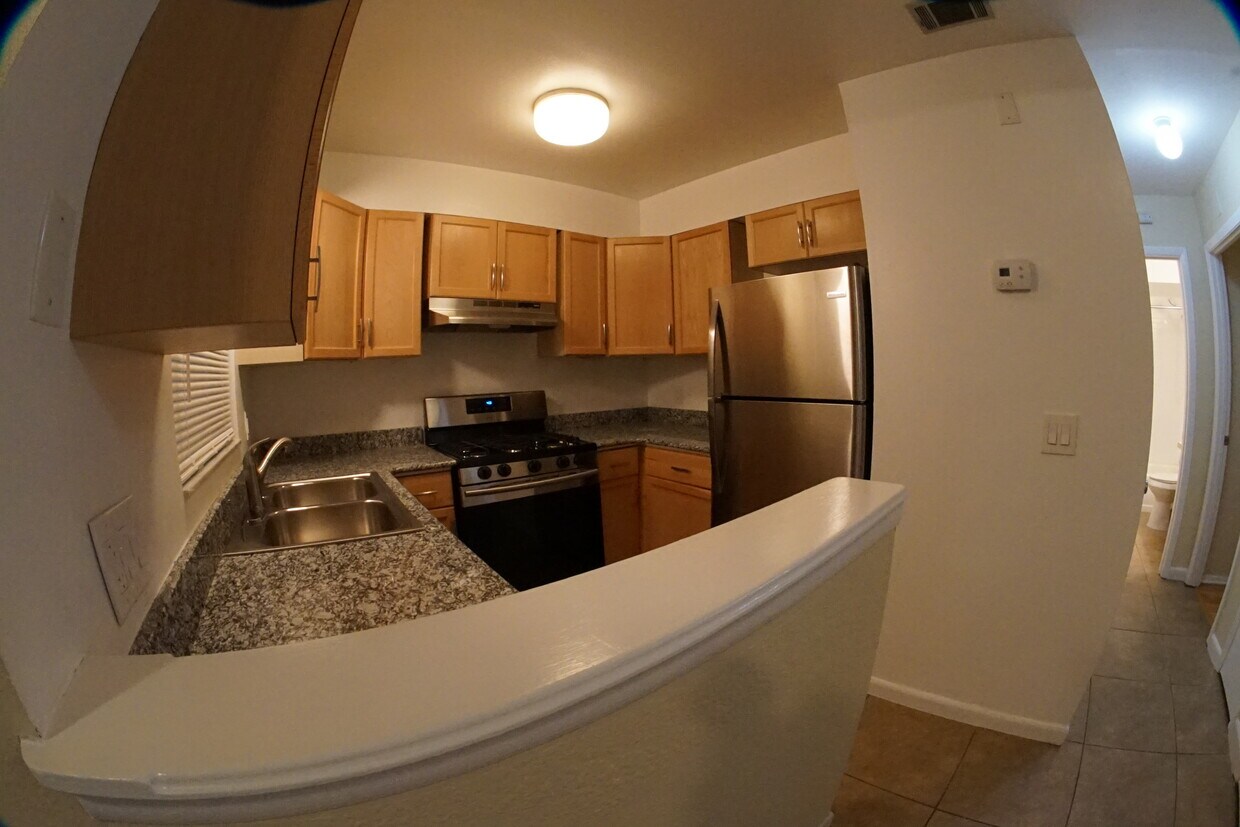 Foto principal - 6253 Sandcrest Cir