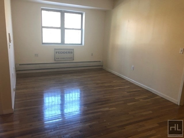 Foto del edificio - Beautiful 2 Bedrooms in the Heart of Astoria