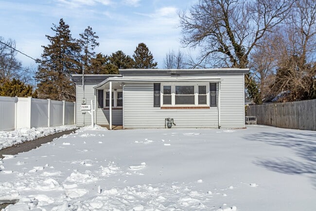 Move-In Ready 2BR home – fully renovated, updated roof & HVAC, *OPEN HOUSE 4/4/26 1PM-2PM * - Move-In Ready 2BR home – fully renovated, updated roof & HVAC, *OPEN HOUSE 4/4/26 1PM-2PM *