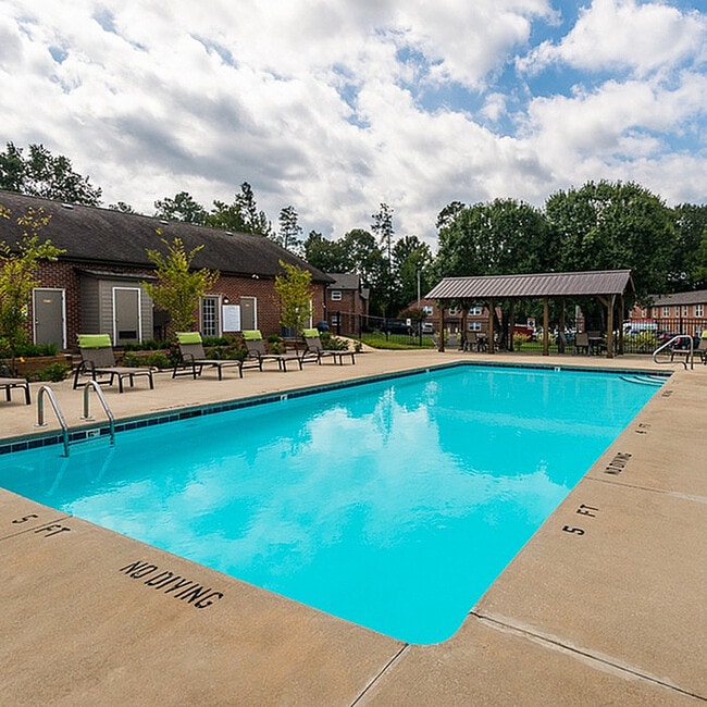 Willowdaile Pool - Willowdaile