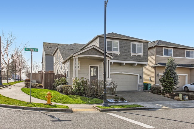 Building Photo - 16678 NW Viola St