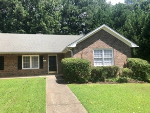 Building Photo - 2376 Rosedale Rd