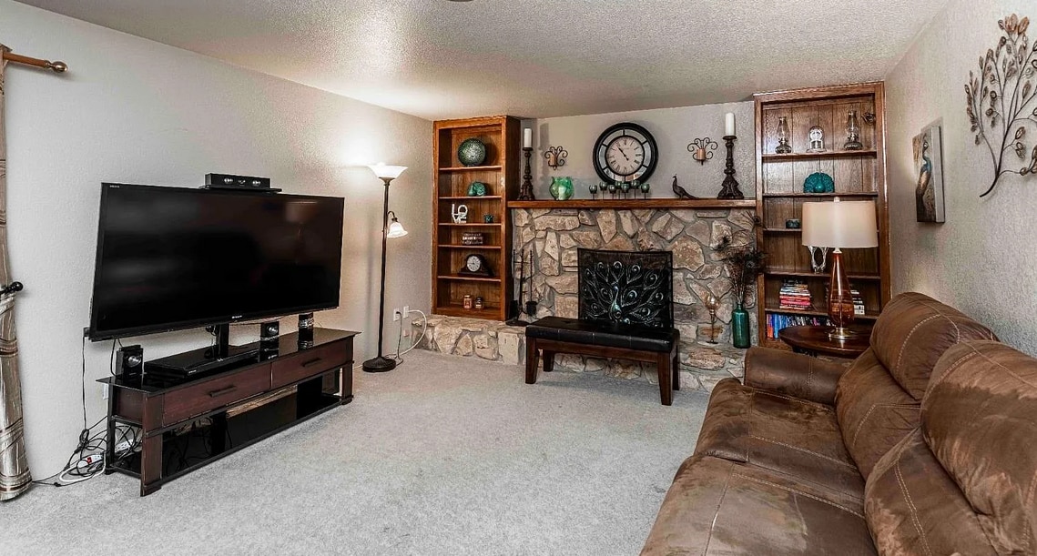 Foto principal - 2837 Draper St