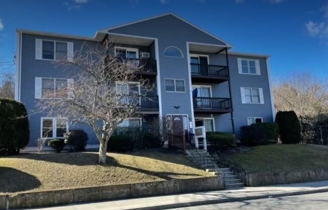 Front of building - 283 Privilege St