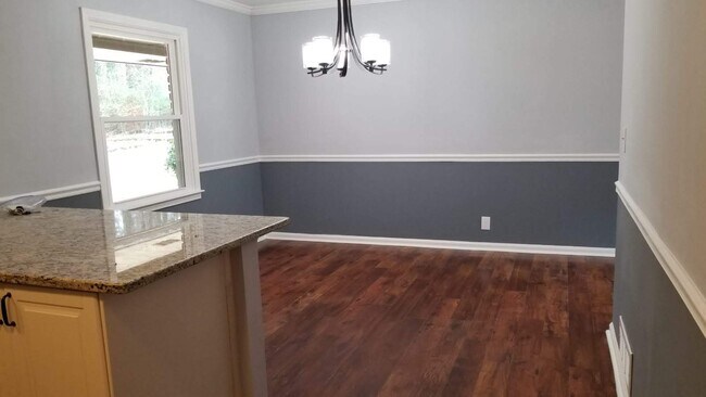 Building Photo - 1871 Cameo Ct