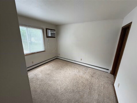 Foto del edificio - 630 S Governor St