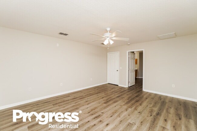 Building Photo - 11485 Viking St