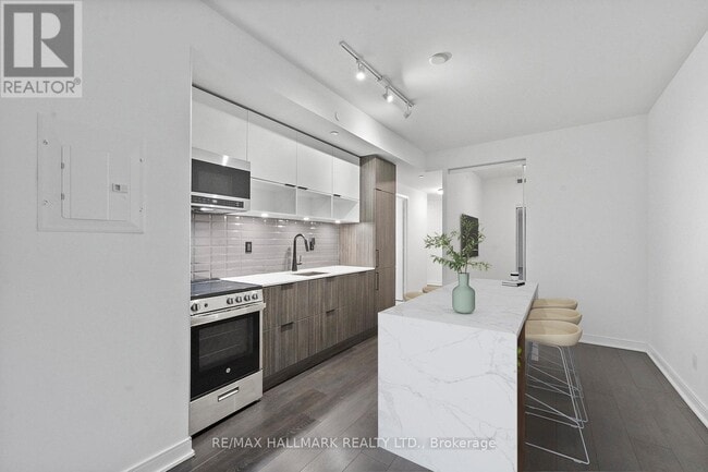 Photo du bâtiment - 35 Rolling Mills Rd