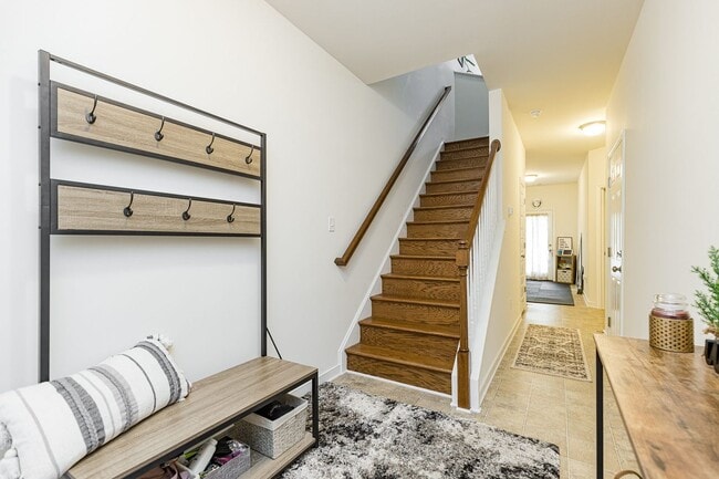 Foto del edificio - Gorgeous and Modern Home Available