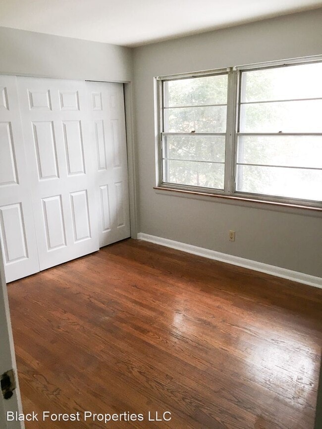 Building Photo - 2 br, 1 bath Apartment - 721-725 Dewey St