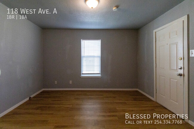 Foto del edificio - 118 West Ave. A-