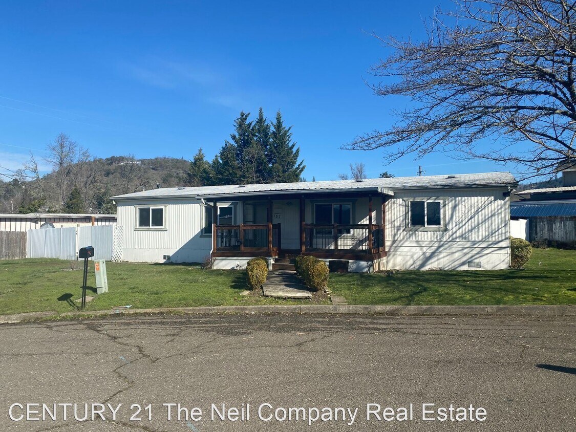 3 br, 2 bath House 187 NE Peggy House for Rent in Roseburg, OR