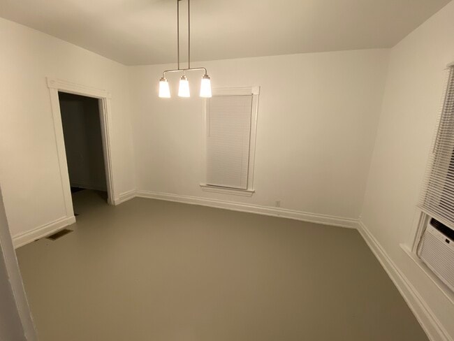 Building Photo - 1506 Merrimac St