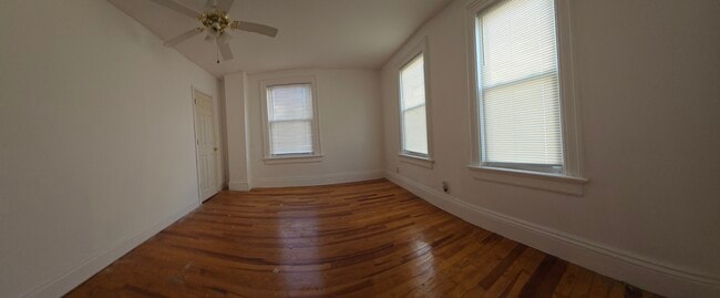 Building Photo - 41 Collins St