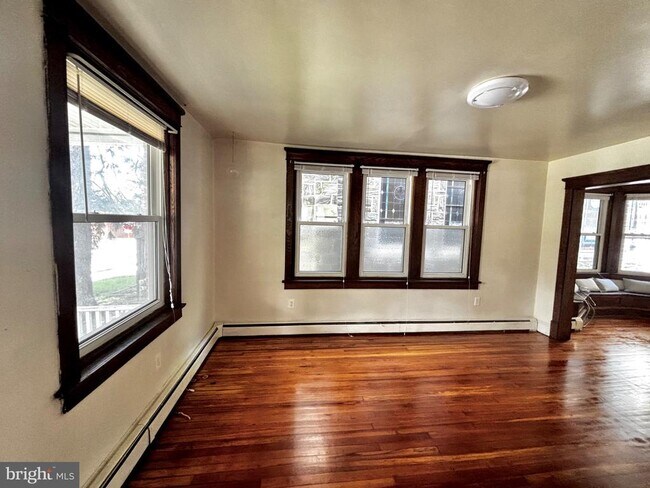 Foto del edificio - 31 W 3rd St