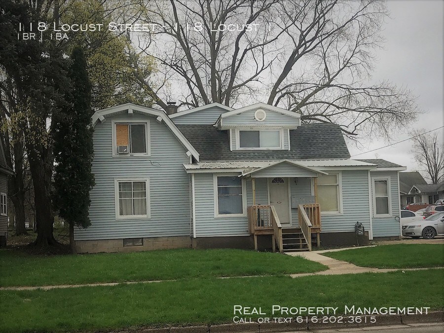 Primary Photo - 1 bed 1 bath next to Ferris State Campus!