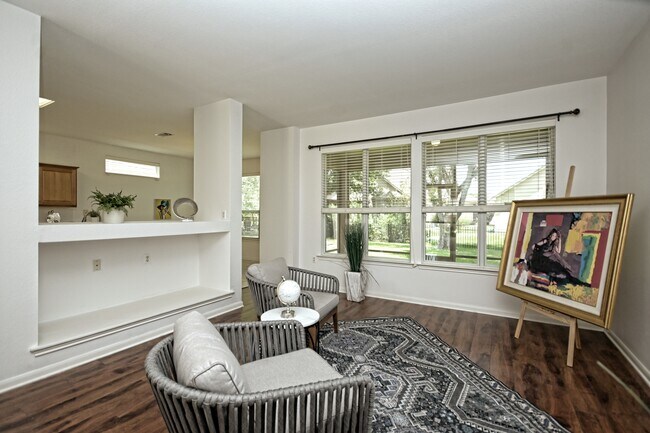 Foto del edificio - 112 Bluebell Dr