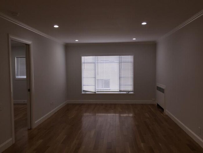 Building Photo - 1 bedroom in OAKLAND CA 94610