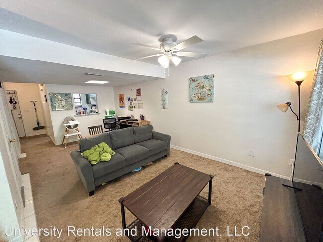Foto del edificio - 2 br, 1.5 bath House - 430 NW 15TH ST