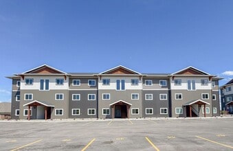 Building Photo - 941 Covey Run Rd