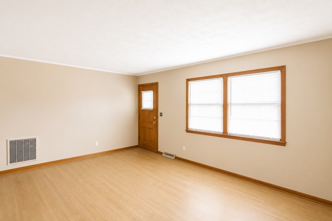 Building Photo - 3-Bedroom Home with Finished Basement, Garage & Huge Yard