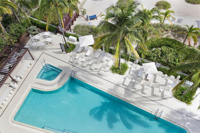 Foto del edificio - 730 N Ocean Blvd