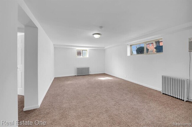 Foto del edificio - 50 Virginia Dr