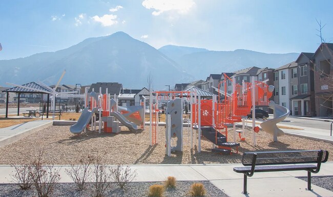 Foto del edificio - 4816 S Heartwood Rd