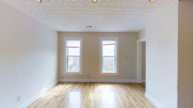 Foto del edificio - 79 E 7th Ave