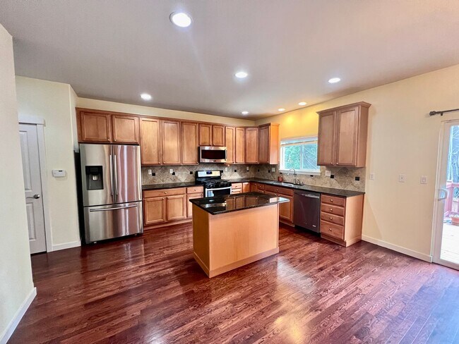 Foto del edificio - 4 Bedroom In Woodridge